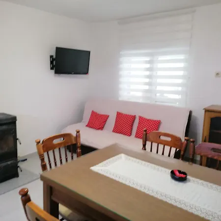 Apartment Bevanda